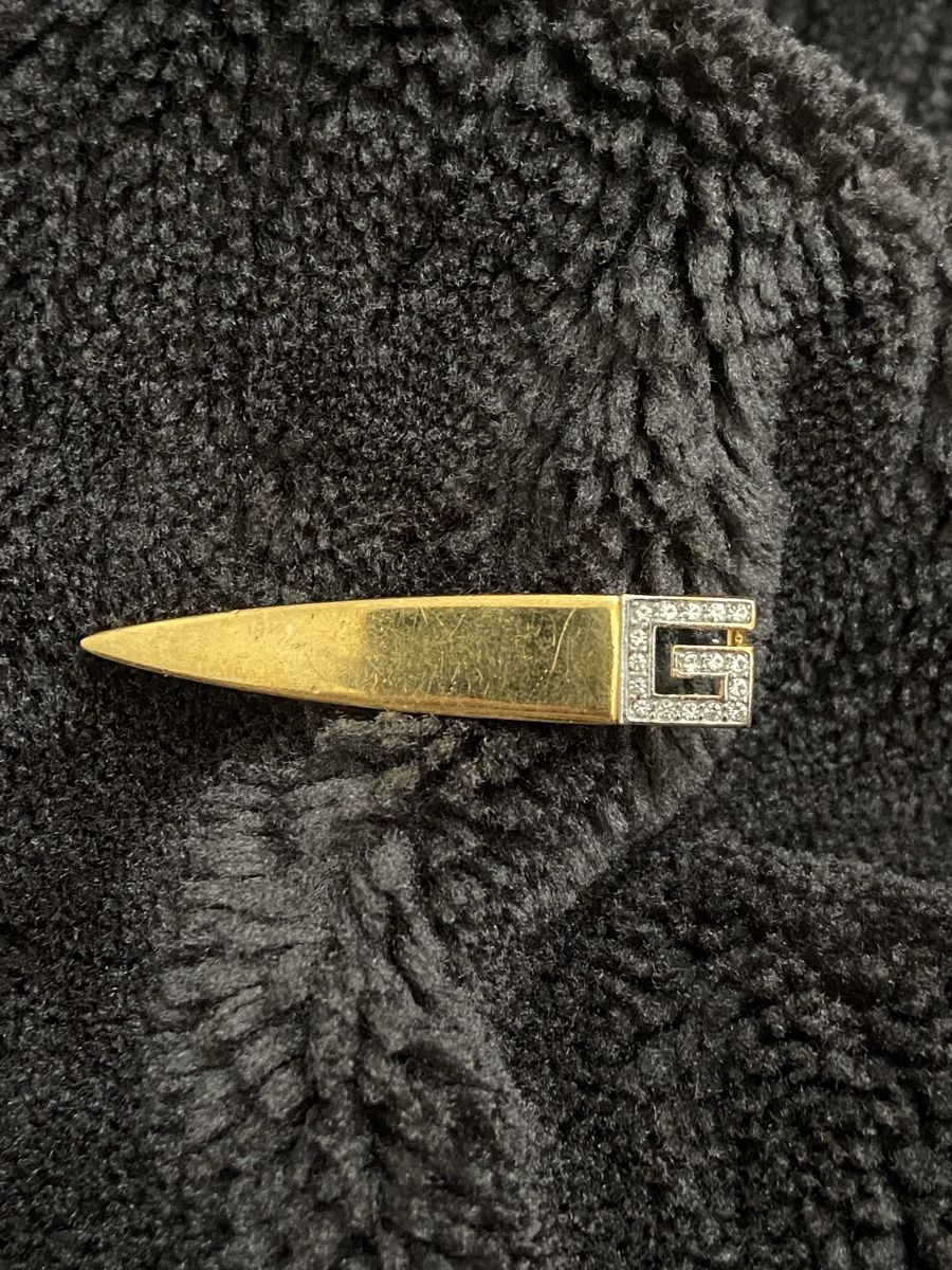 Givenchy Spille & Fermagli: Broche Givenchy – Usato da Montreux venduto da Perledor