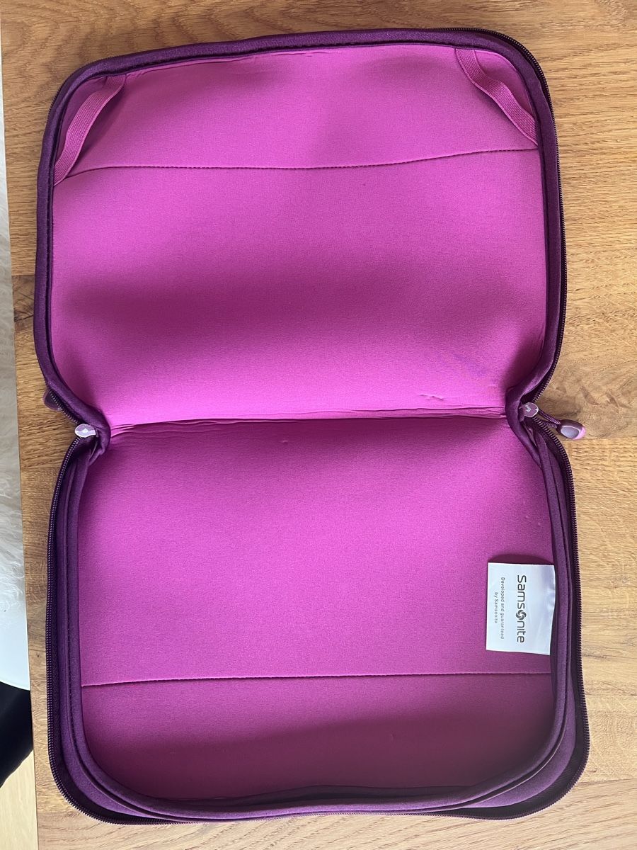 Samsonite Borse: Samsonite Computerhülle 13 Zoll  aus Neopren – Usato da Horgen venduto da betti_martu 2