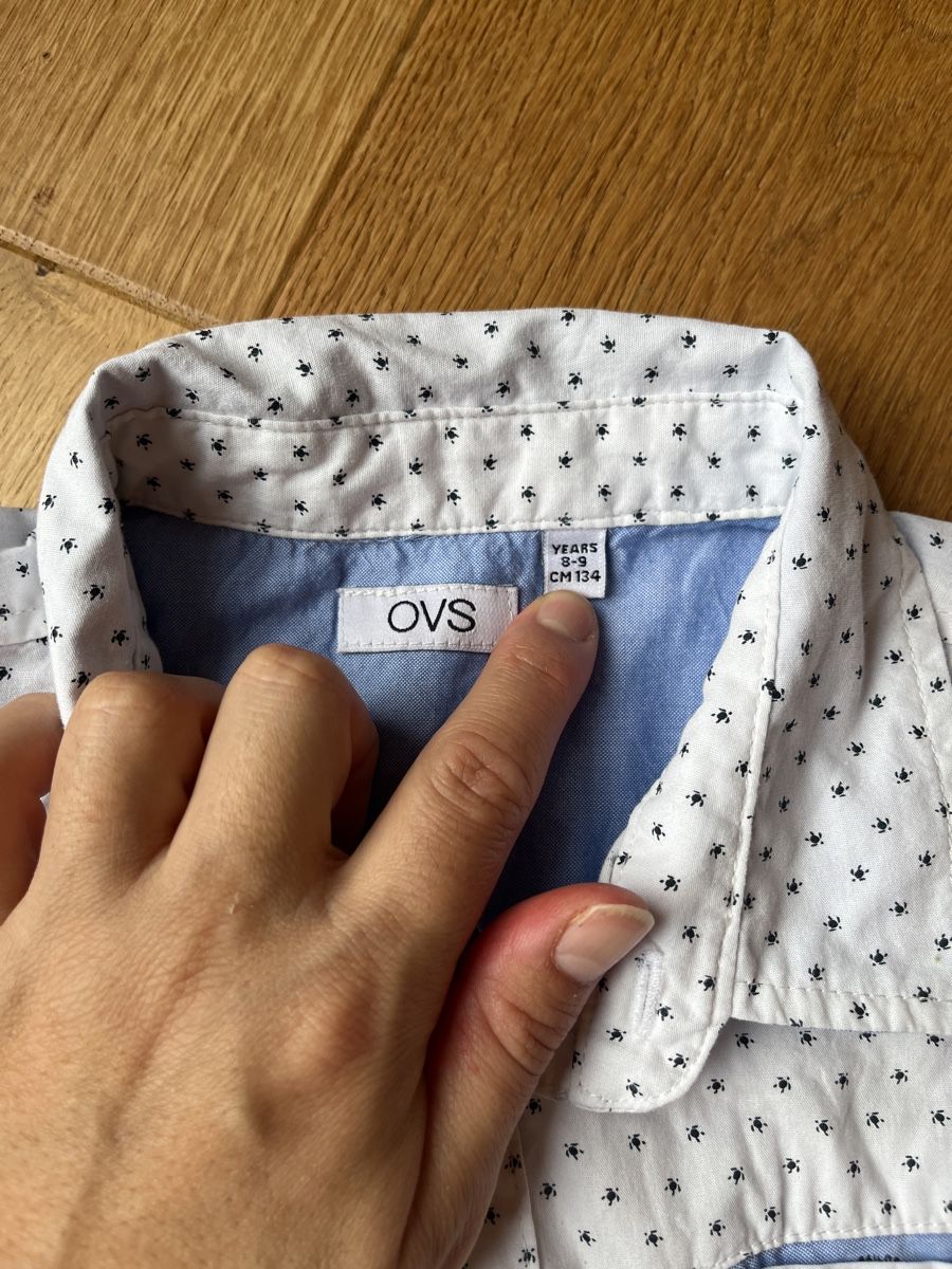 Camicie, T-shirt & Polo: Hemd wie neu 134 OVS – Usato da Balmberg venduto da Berglihof 1