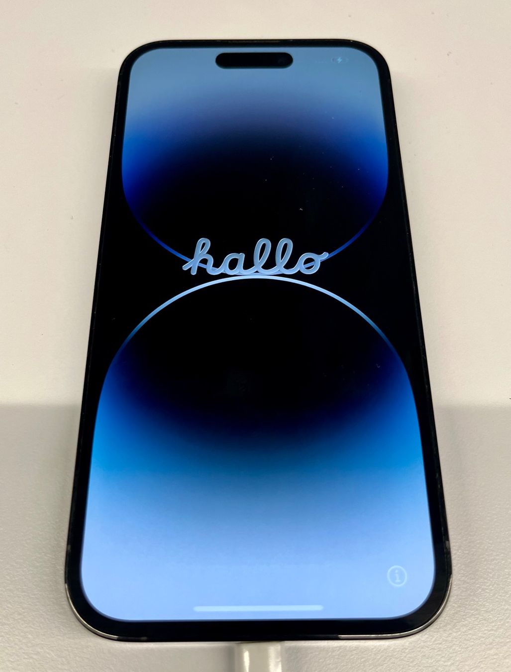 Apple Handys / Smartphones: iPhone 14 Pro 128GB Space Black – Defekt aus Vevey von GGI83 1