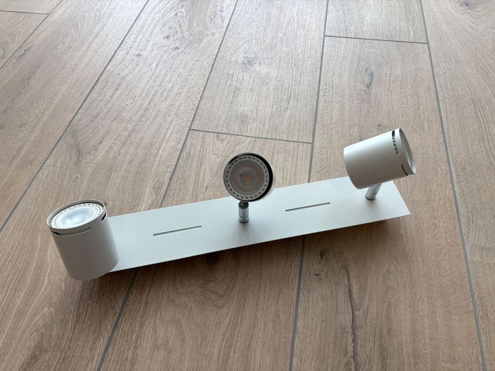 Lustres & lampes de plafonds: Moderne 3-flammige LED-Deckenlampe – D'occasion à Hinwil par charlietango