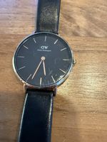 Daniel Wellington Classic Watch Black Leather Strap Used