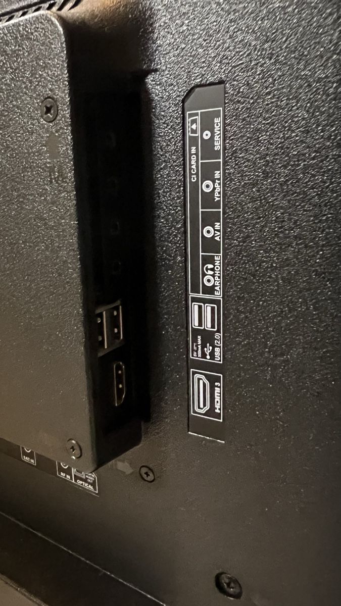 Sharp Televisori: Sharp 32" LCD TV - LC-32HB532E - Great Condition! – Usato da Zürich venduto da Decastro87 3