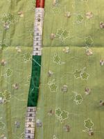 Coupon tissu brodé fin et fluide (pour chemisier par exemple