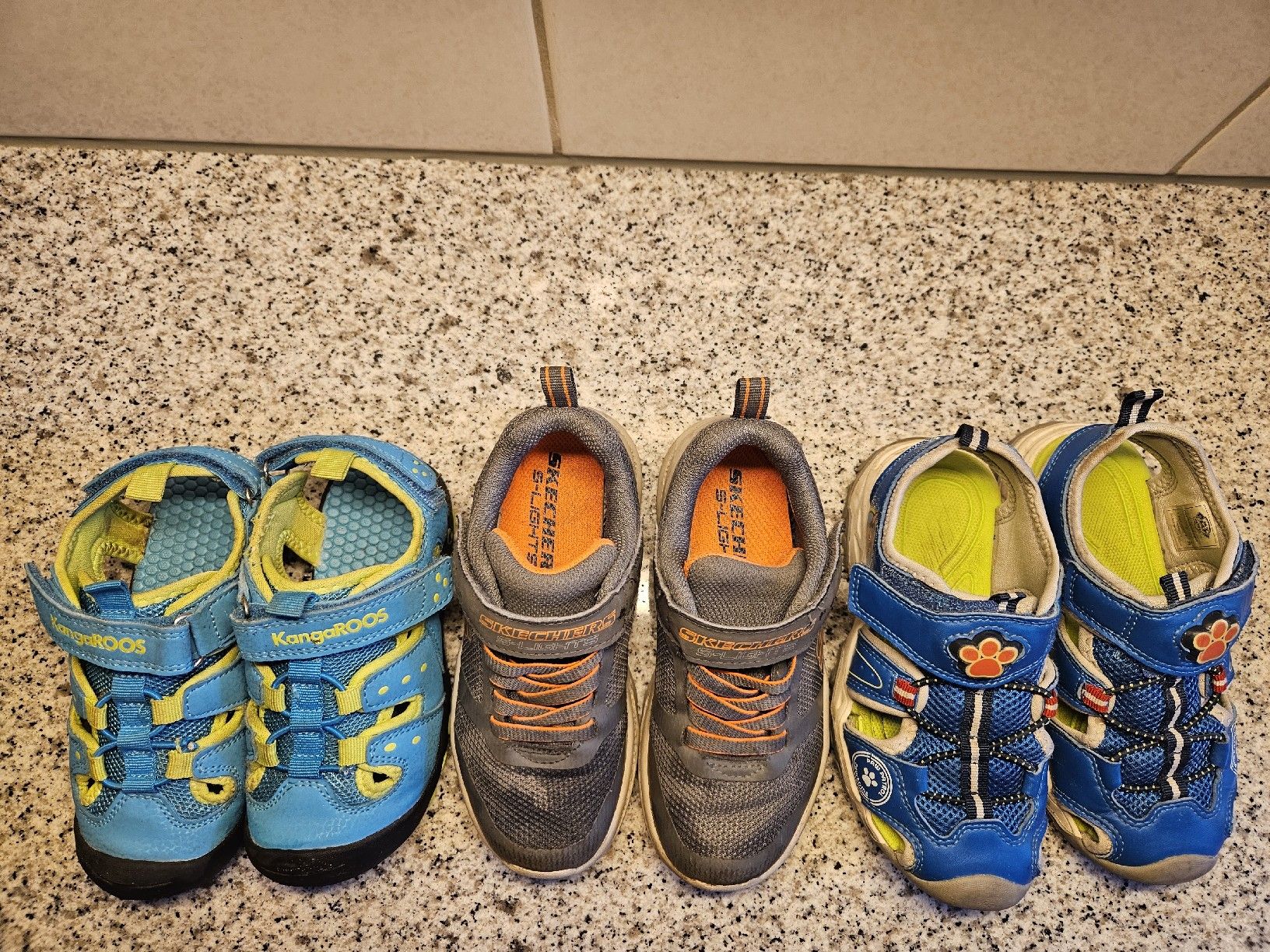 Scarpe per ragazzi: 3x Kinderschuhe Gr.28 – Usato da Ennenda venduto da eel_ts7s 2