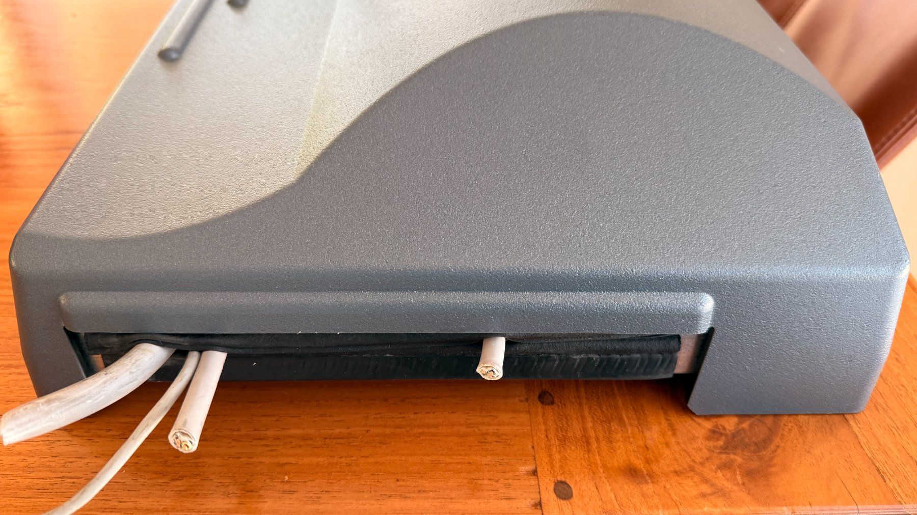 Radiatori: Alpha Innotec Wärmepumpenregler Luxtronik 2.0 – Usato da Würenlos venduto da Bozon 2