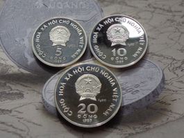 Vietnam 5+10+20 Döng 1989 100è naiss. Hô Chi Minh MEGA RARE