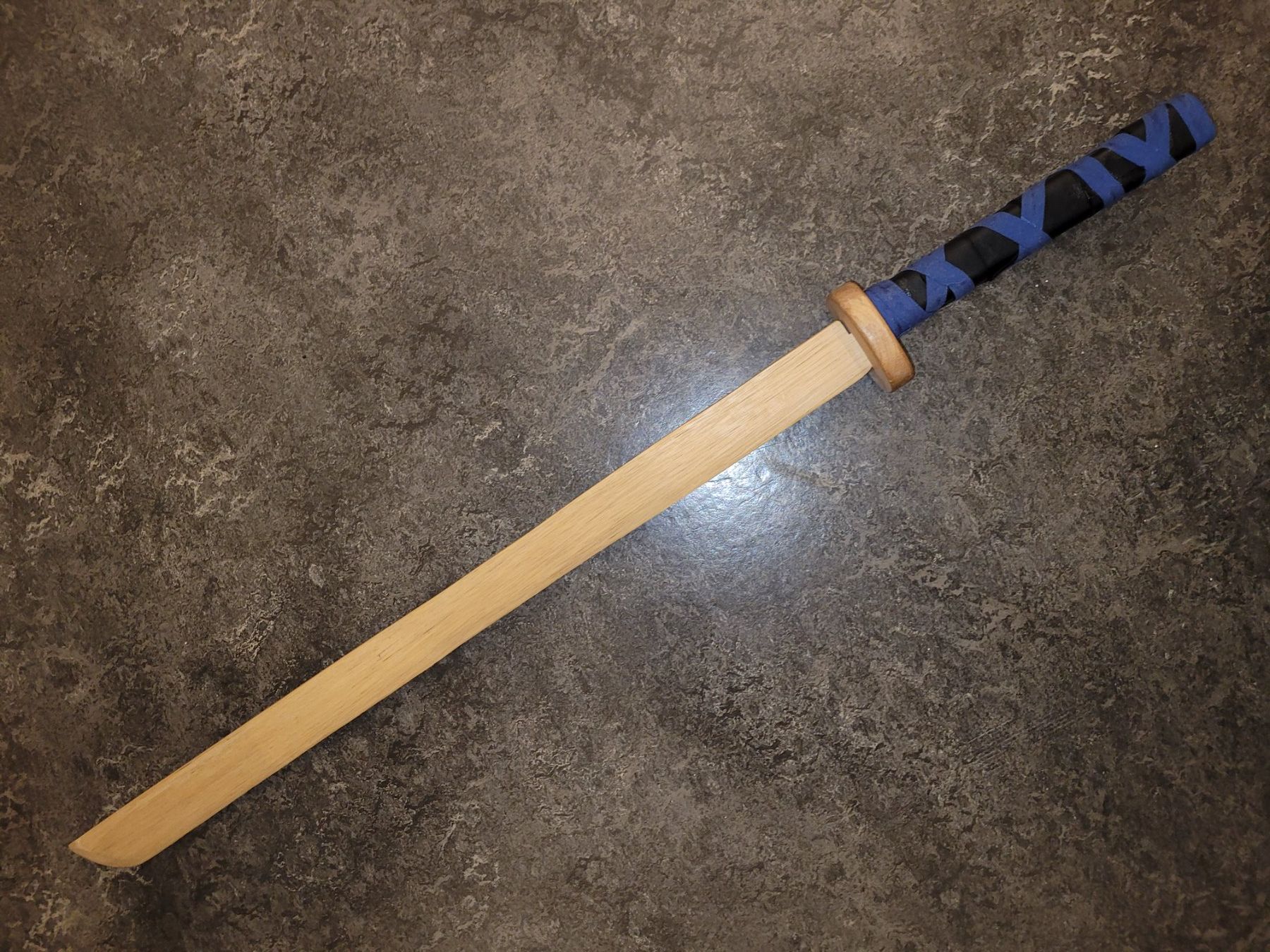 Arte internazionale: Selbstgemachtes Wooden-Katana – Usato da Zürich venduto da Saxer1900