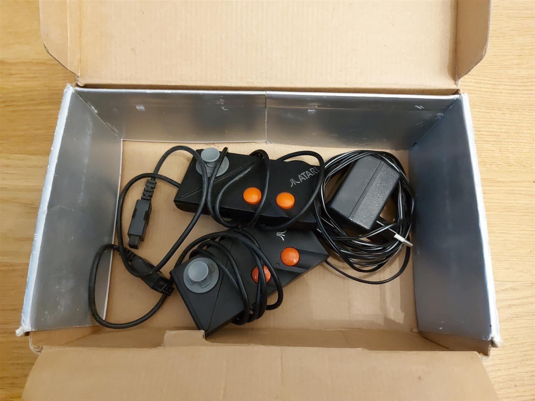Atari Console: Atari 2600 Spielkonsole Konsole OVP – Usato da Aarau venduto da Kaesekuchen2000 5