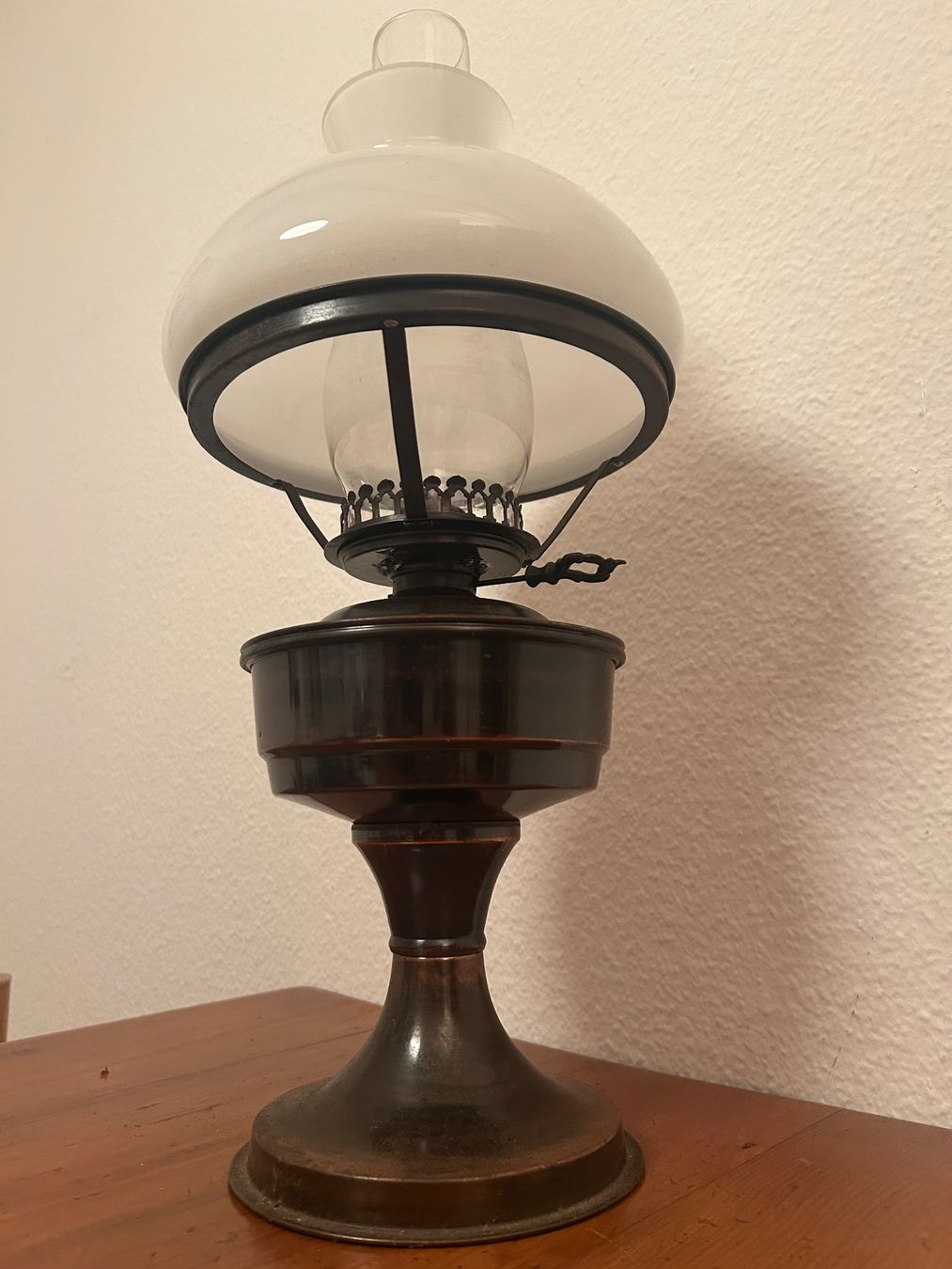 Lampade: antike Petroleumlampe (oder Öllampe) – Usato da Rorschacherberg venduto da Svebe 3