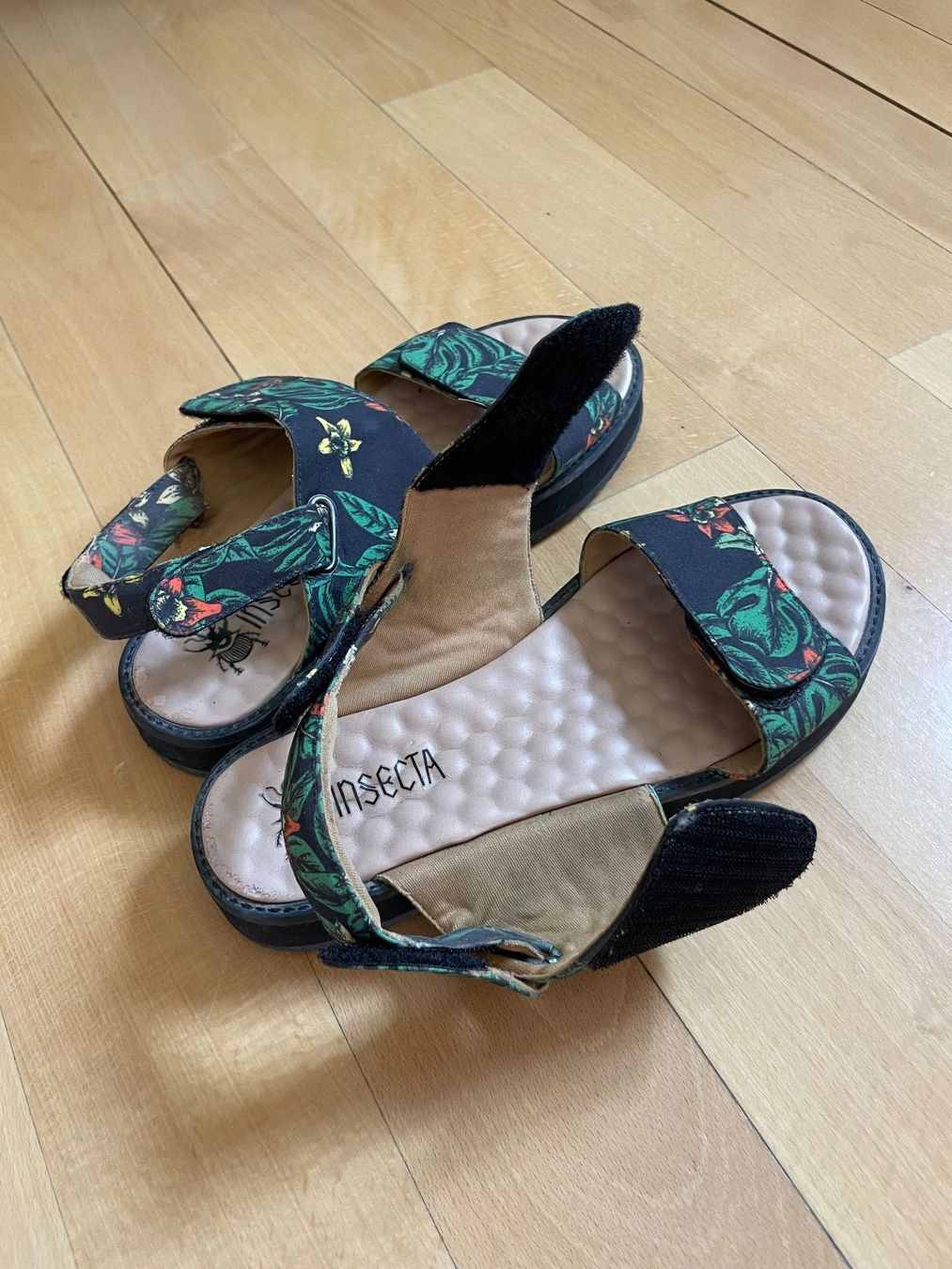 Scarpe da donna: Plateausandalen (vegan) – Usato da Zürich venduto da Honeyboo 1