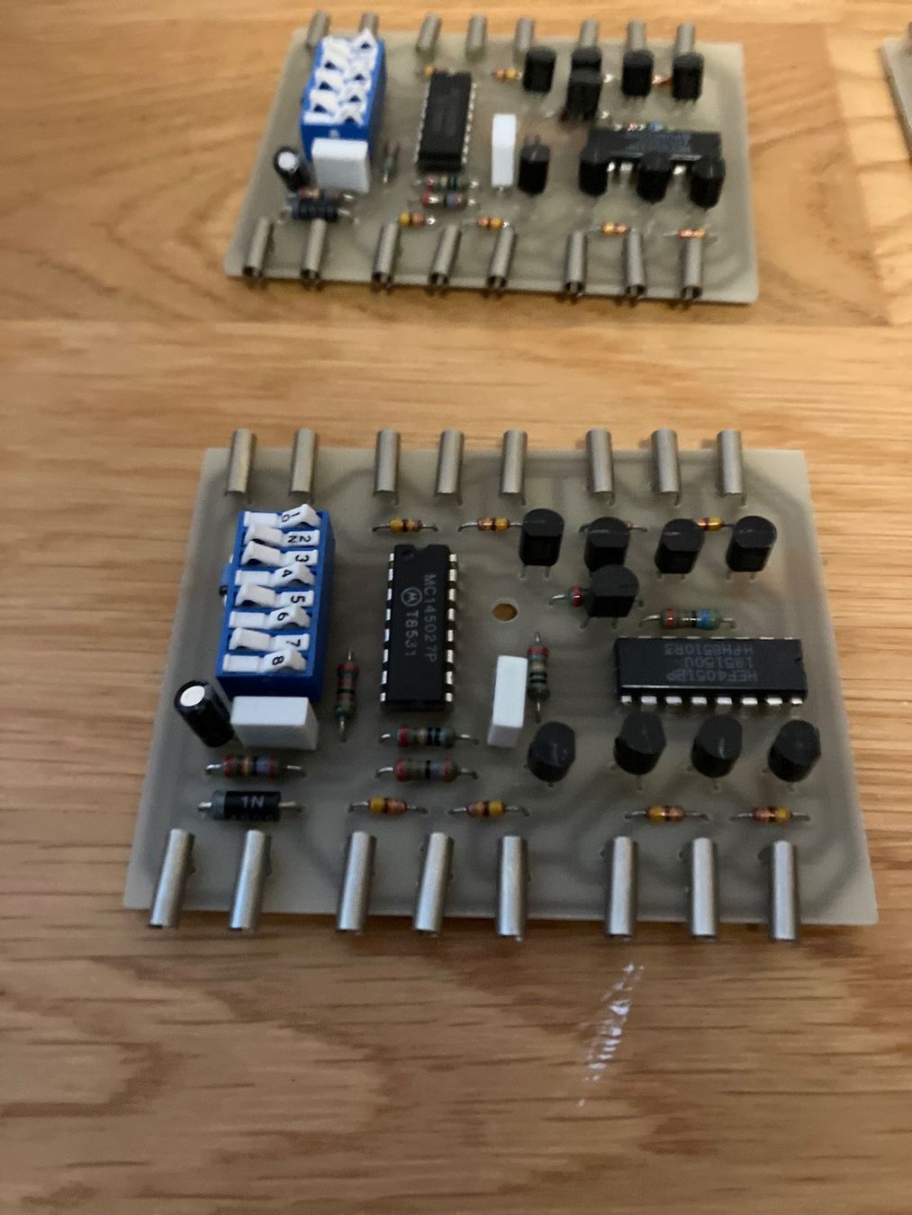 Modellini di ferrovie: 12 Magnetartikeldecoder oder Weichendecoder, H0, WS – Usato da Nottwil venduto da Gonahr 1