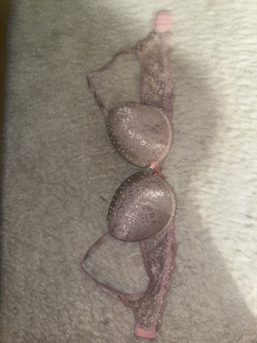 Altra biancheria intima: Rosa Spitze BH, Grösse 75B - Wunderschön & bequem! – Usato da Liestal venduto da isa_8y72 9