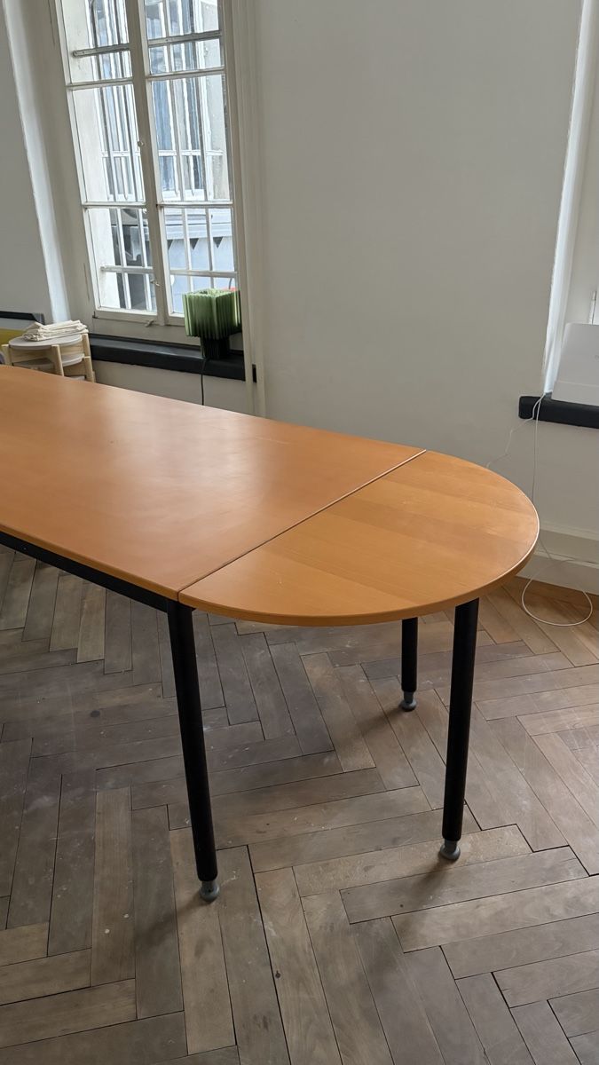 Tavoli: Wooden table with detachable corners – Usato da Zürich venduto da Louiz_Bal 1