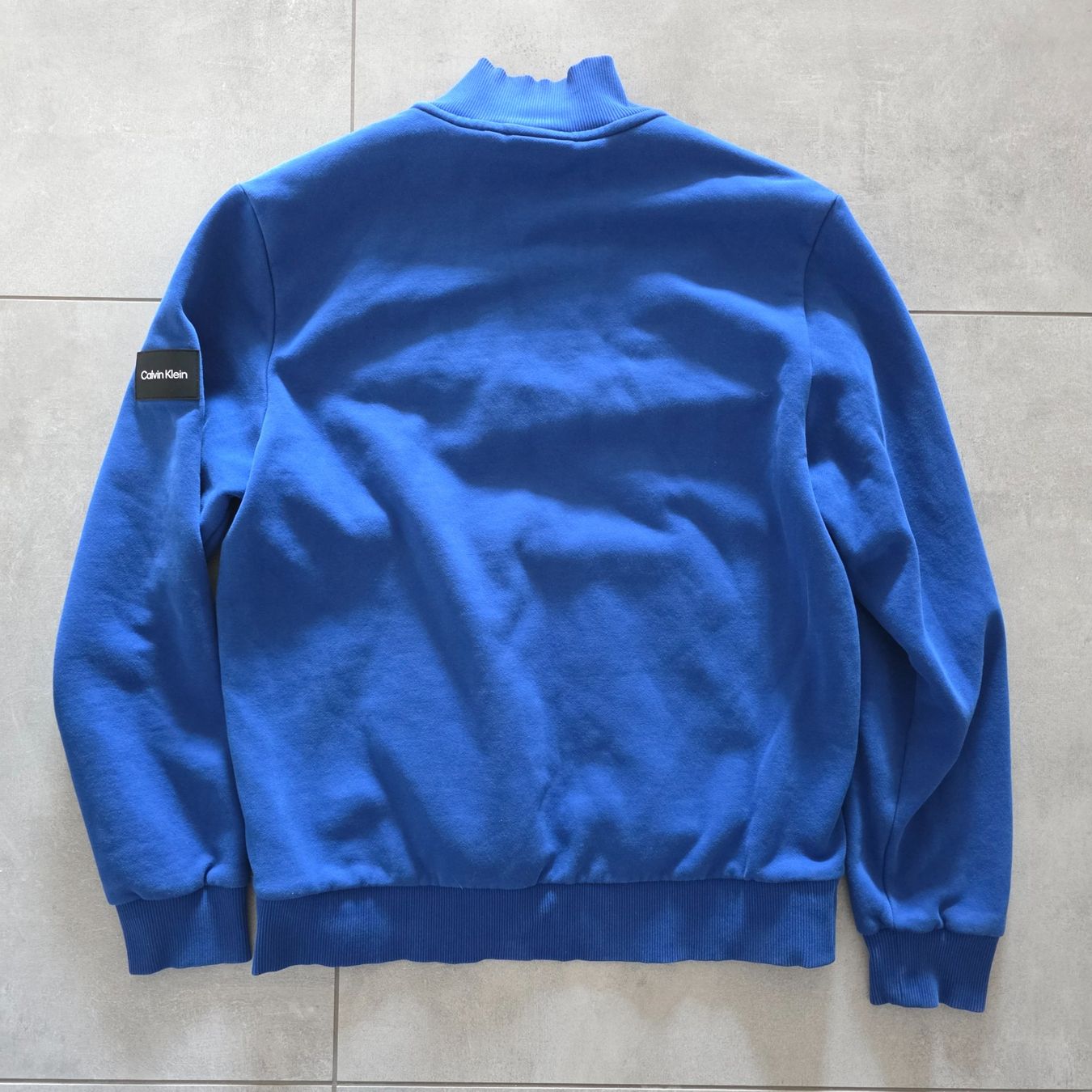 Calvin Klein Pullover & Sweatshirts: Pullover Calvin Klein blau schwarz Grösse M – Gebraucht aus Bern von Tommy.Z 2