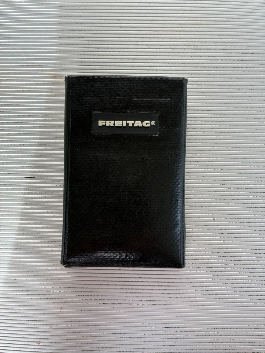 Freitag Portafogli: FREITAG Kartenhalter // Cardholder // Black // Switzerland – Usato da Bern venduto da seven2enty