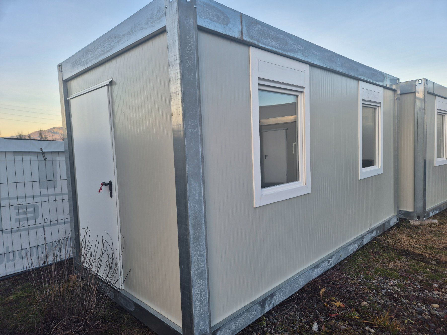 Baucontainer: Container, Bürocontainer, Aufenthaltsraum, Baucontainer – Neu (gemäss Beschreibung) aus Galgenen von contdeluxe