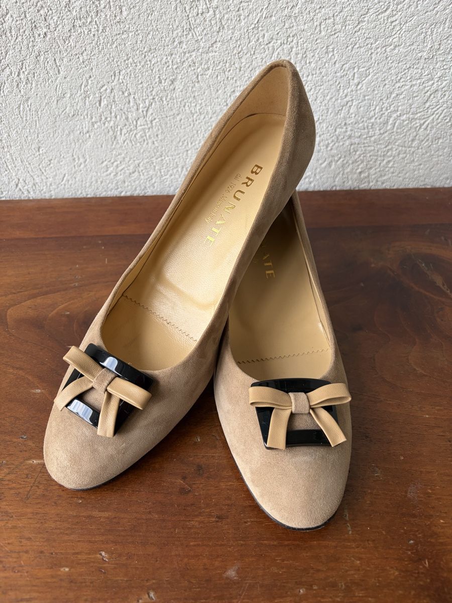 Brunate Scarpe da donna: Brunate Wildleder Pumps, Gr. 41, Top Zustand – Nuovo (secondo la descrizione) da Muttenz venduto da stoeberi01