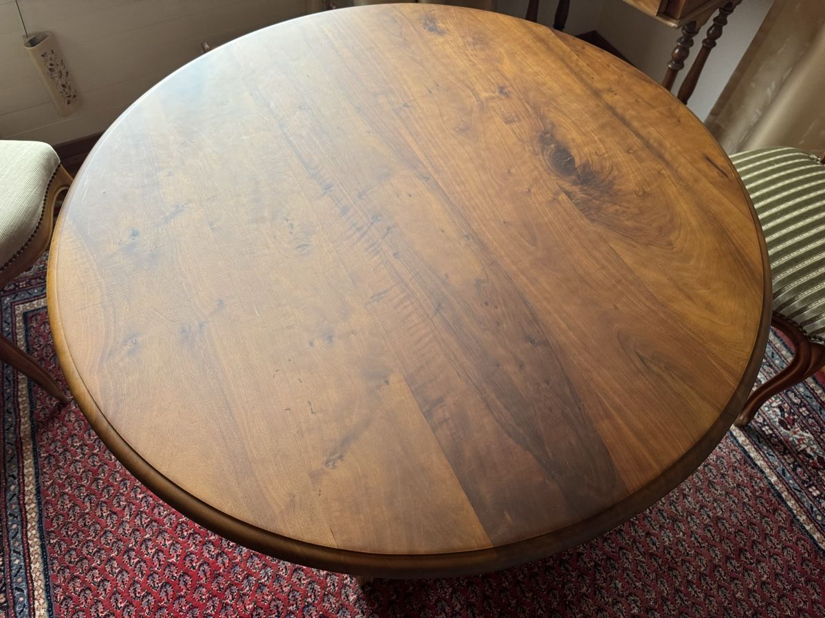 Tables: Louis Philippe Tisch rund / 72cm hoch – D'occasion à siebnen par minte