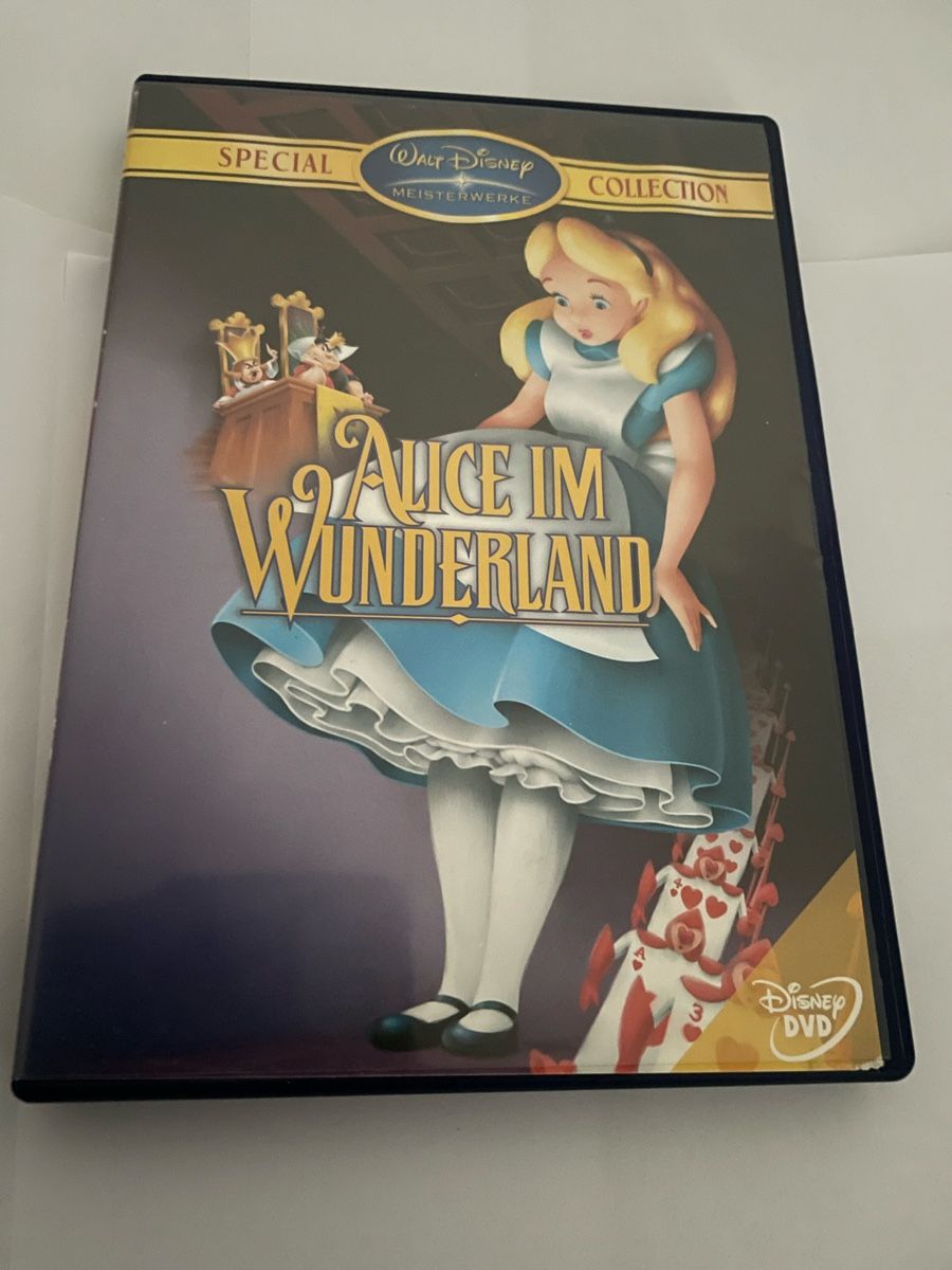 Tutti i DVDs: Alice im Wunderland – Usato da Winterthur venduto da Cobraforce