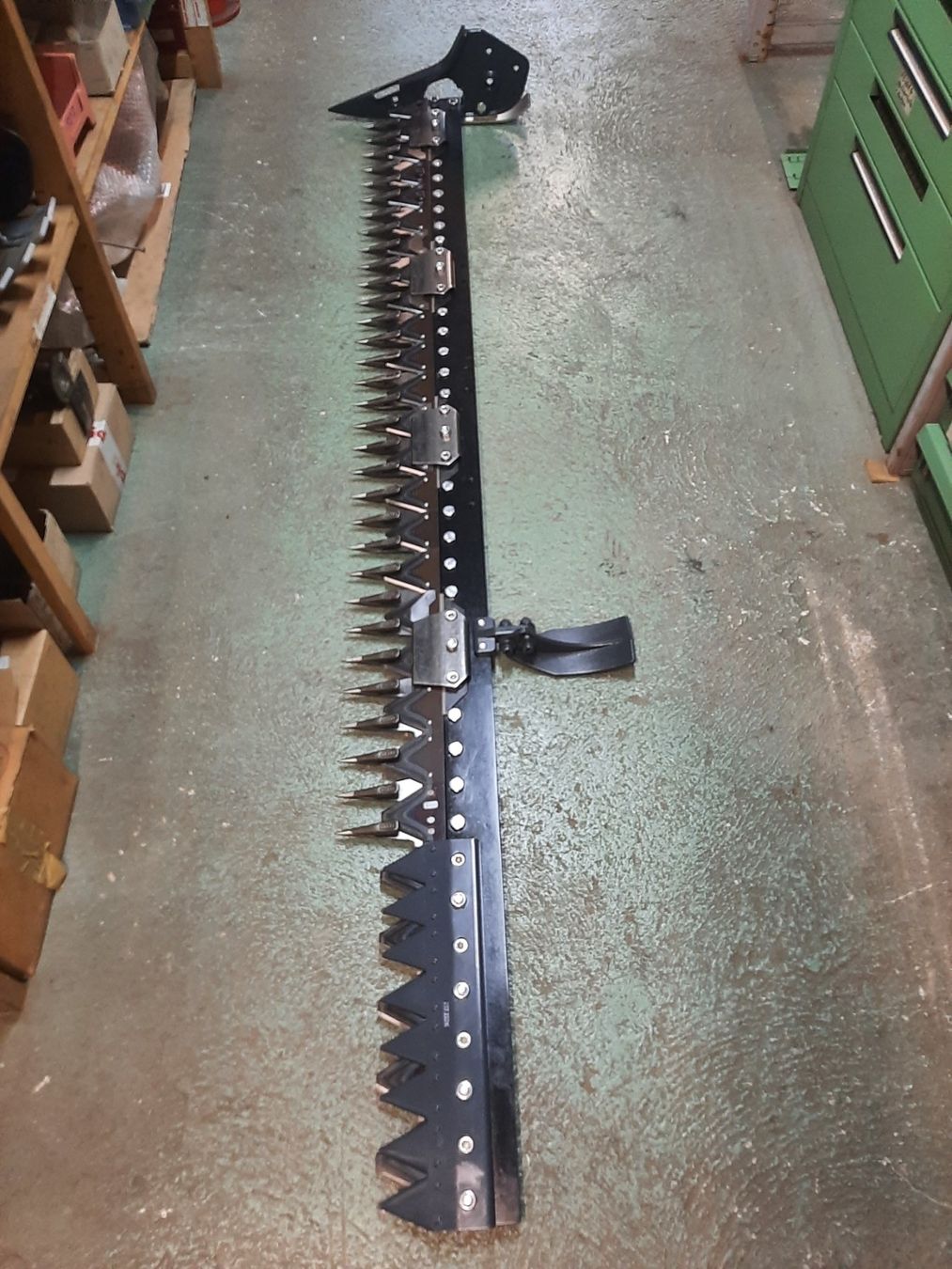 Rapid Tutte le macchine: Messerbalken zu Rapid Compact Eingraser 206cm – Usato da Eschlikon TG venduto da Freitech.2015