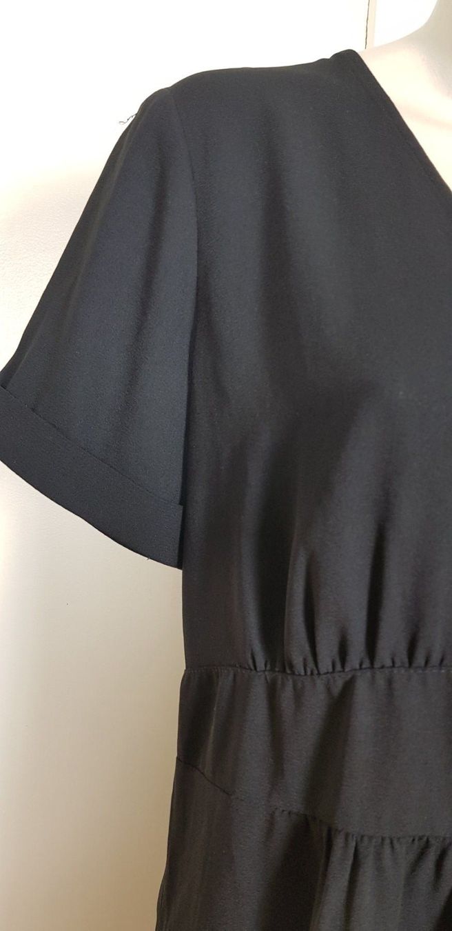 Robes: Kleid, schwarz, Kiabi, Gr. 44 46 – D'occasion à Uster par Astral 3
