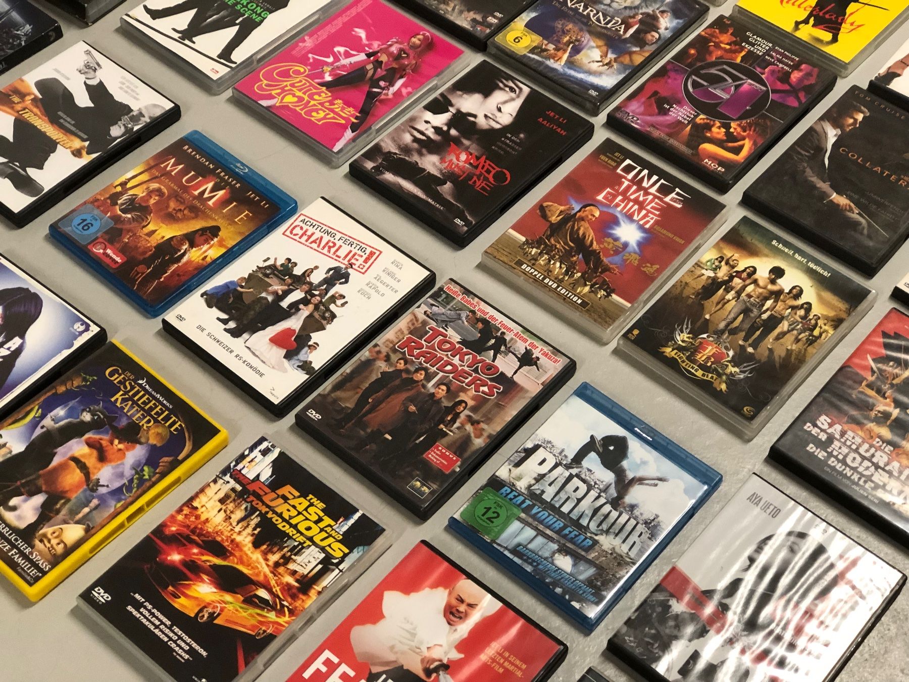 Tutti i DVDs: DVD Sammlung – Usato da Mülenen venduto da CreativeSolutions 1