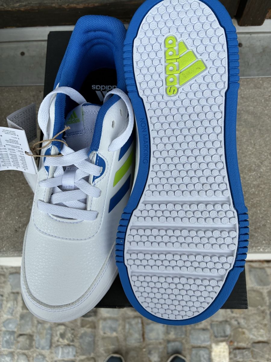 Adidas Scarpe per ragazzi: Neue Adidasschuh neu Grösse 38 – Nuovo e nell'imballaggio originale da Zürich venduto da Msirco 1