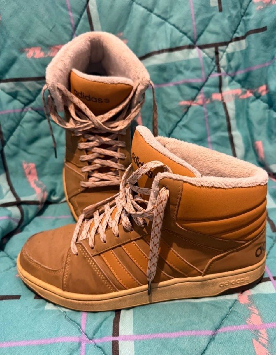 Adidas Herrenschuhe: Adidas Hoops 3.0 – Gebraucht aus Ostermundigen von mih_r8c5 1