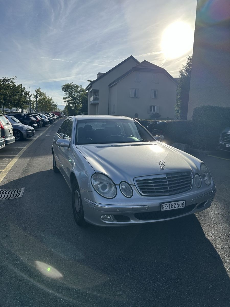 Mercedes-Benz Autos: Mercedes e240 – D'occasion à Bernex par beerlij 2