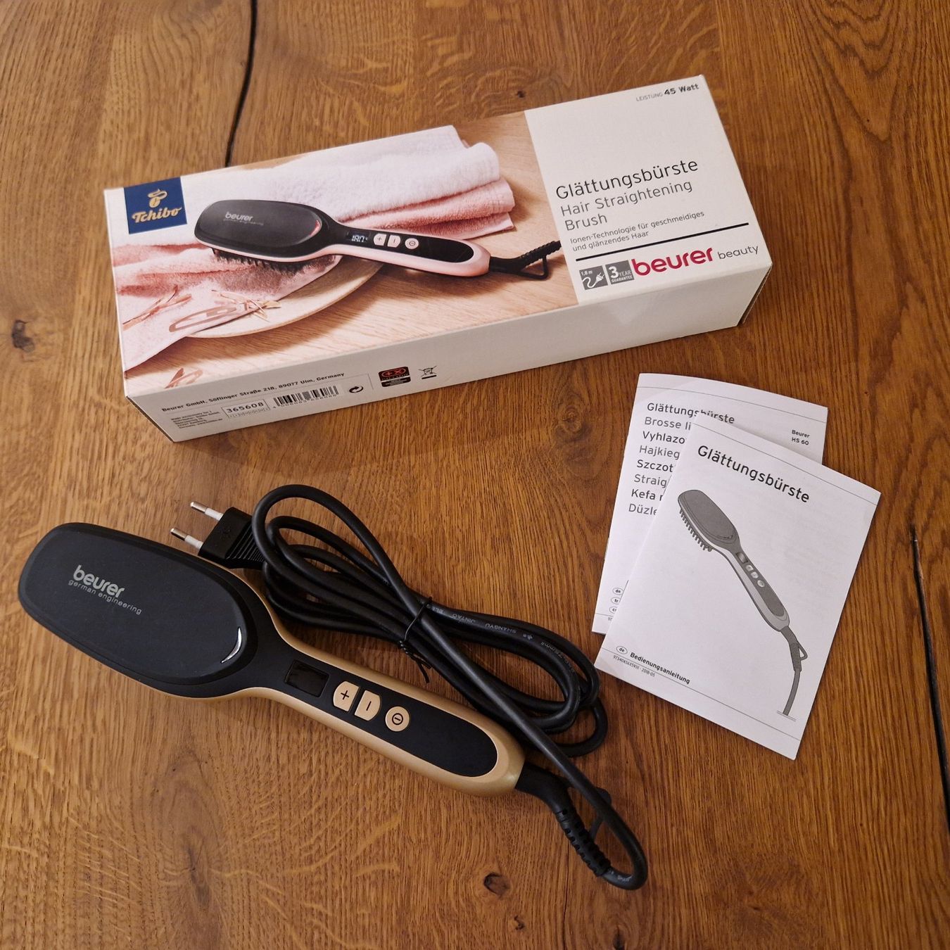 Beurer Altro per la cura dei capelli: ***Beurer Glättungsbürste HS60*** – Usato da Gattikon venduto da psailer