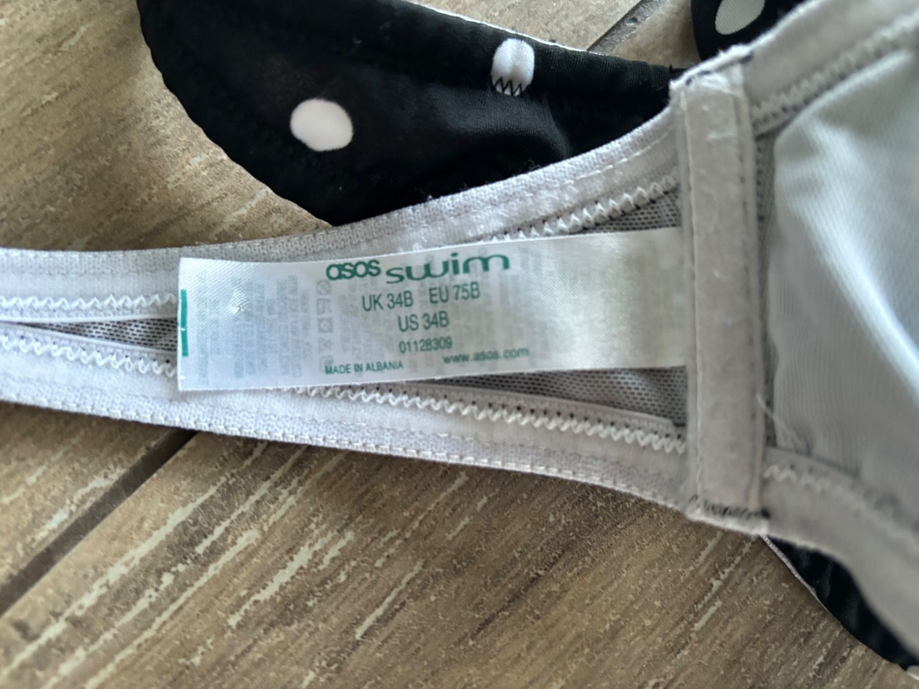 Costumi da bagno & Bikini: 75B_Bikini Oberteil_wenig getragen – Usato da Versegeres venduto da kista 2