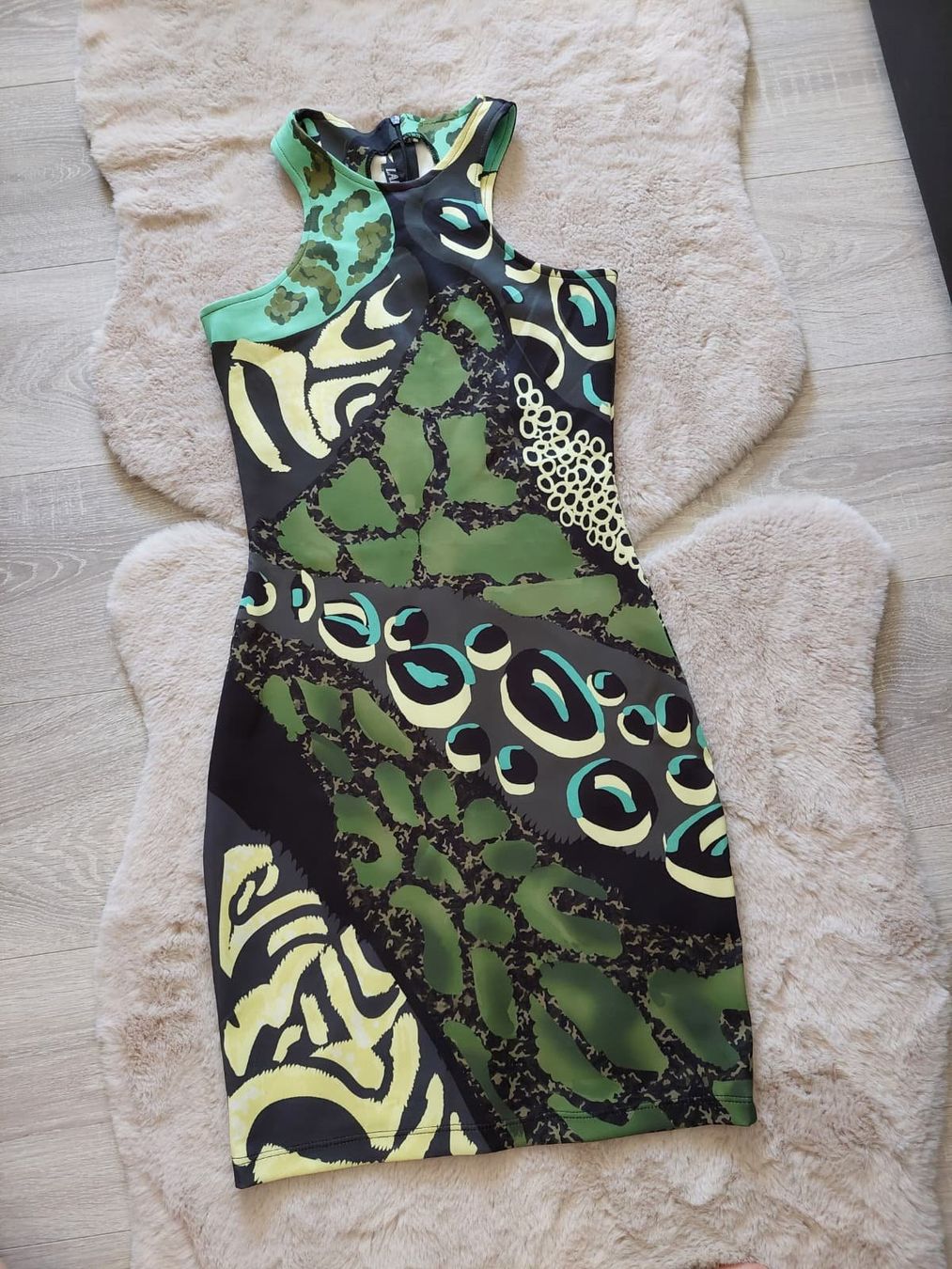 Kleider: Kleid von Laleto Gr.S Neu – Neu (gemäss Beschreibung) aus Domat/Ems von Lorand_