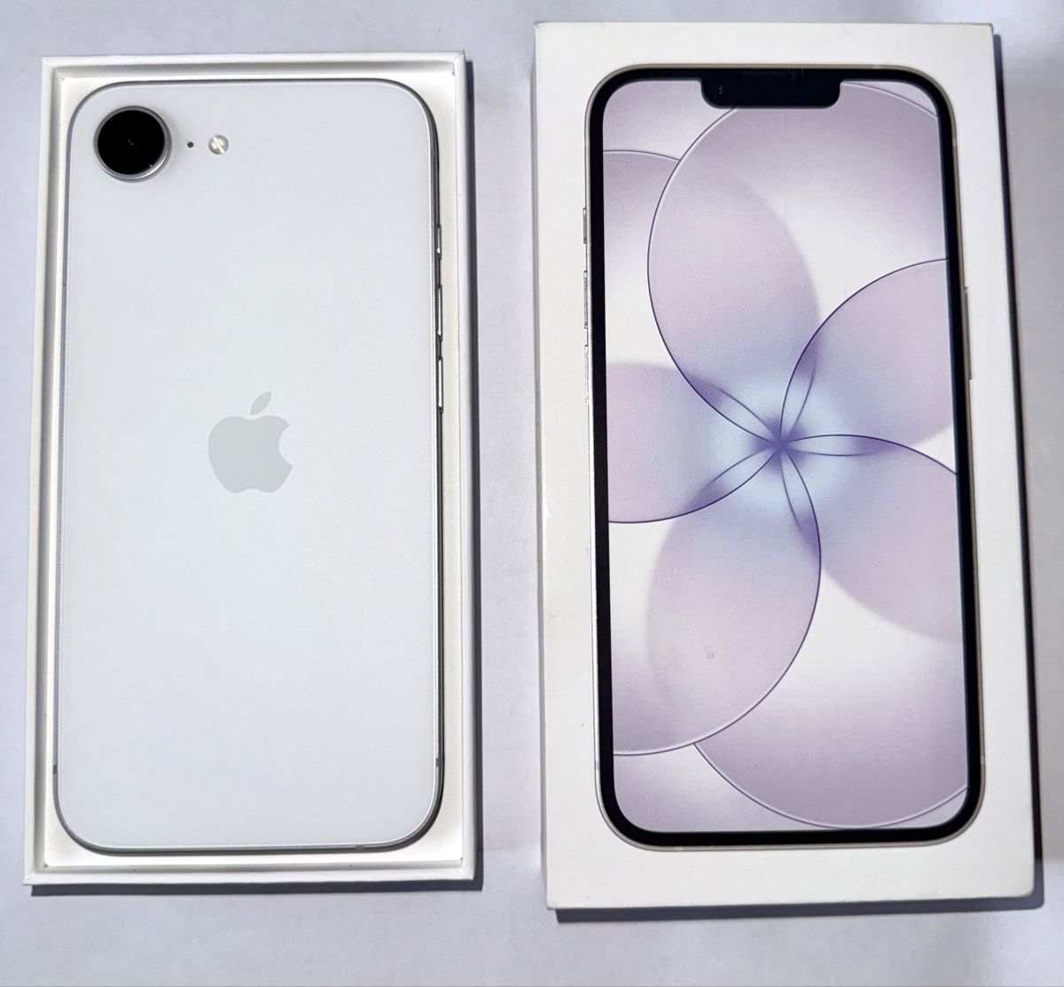 Apple Telefoni cellulari / Smartphones: Apple iPhone 17E Neu mit Originalverpackung – Nuovo e nell'imballaggio originale da Ossingen venduto da han_yw5w