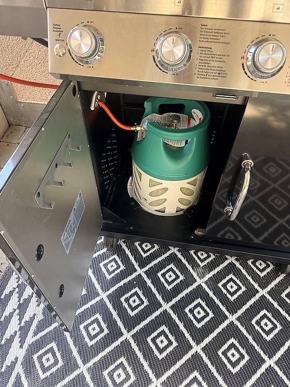 Griglie: Gasgrill 5 Brenner – Usato da Steffisburg venduto da Yaenu1993 2