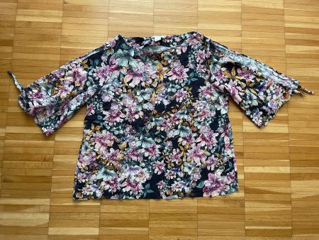 blumiges, leichtes Oberteil - EUR 40 / h&m