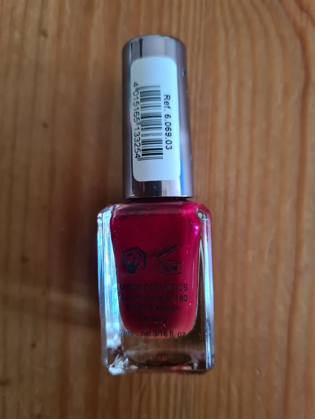Smalto per unghie: Babor Nagellack Burgundy 03  – Usato da Horw venduto da Mirii91 1