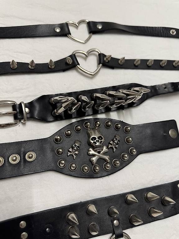Altri gioielli: stylische goth choker und armbänder – Usato da Zürich venduto da reg91 1