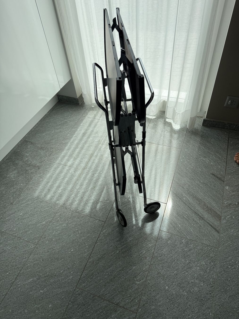 Kartell Carrelli di servizio: Servierwagen Gastone Kartell – Usato da Würenlos venduto da Giraffe016 5