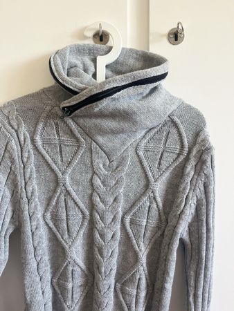 Pullover Grau Zopfmuster Grösse S guter Zustand