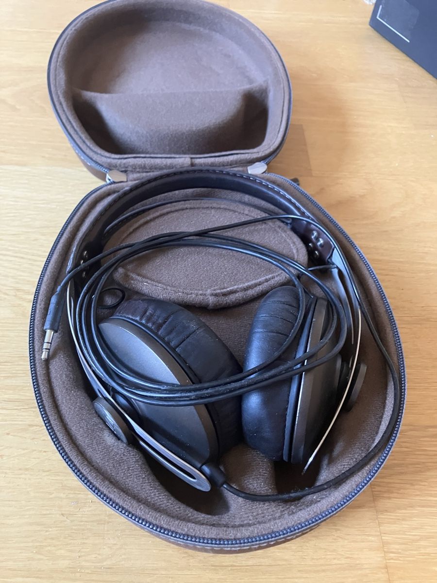 Sennheiser Kopfhörer: Kopfhörer Sennheiser Momentum 2.0 – Gebraucht aus Zürich von Wooha 3