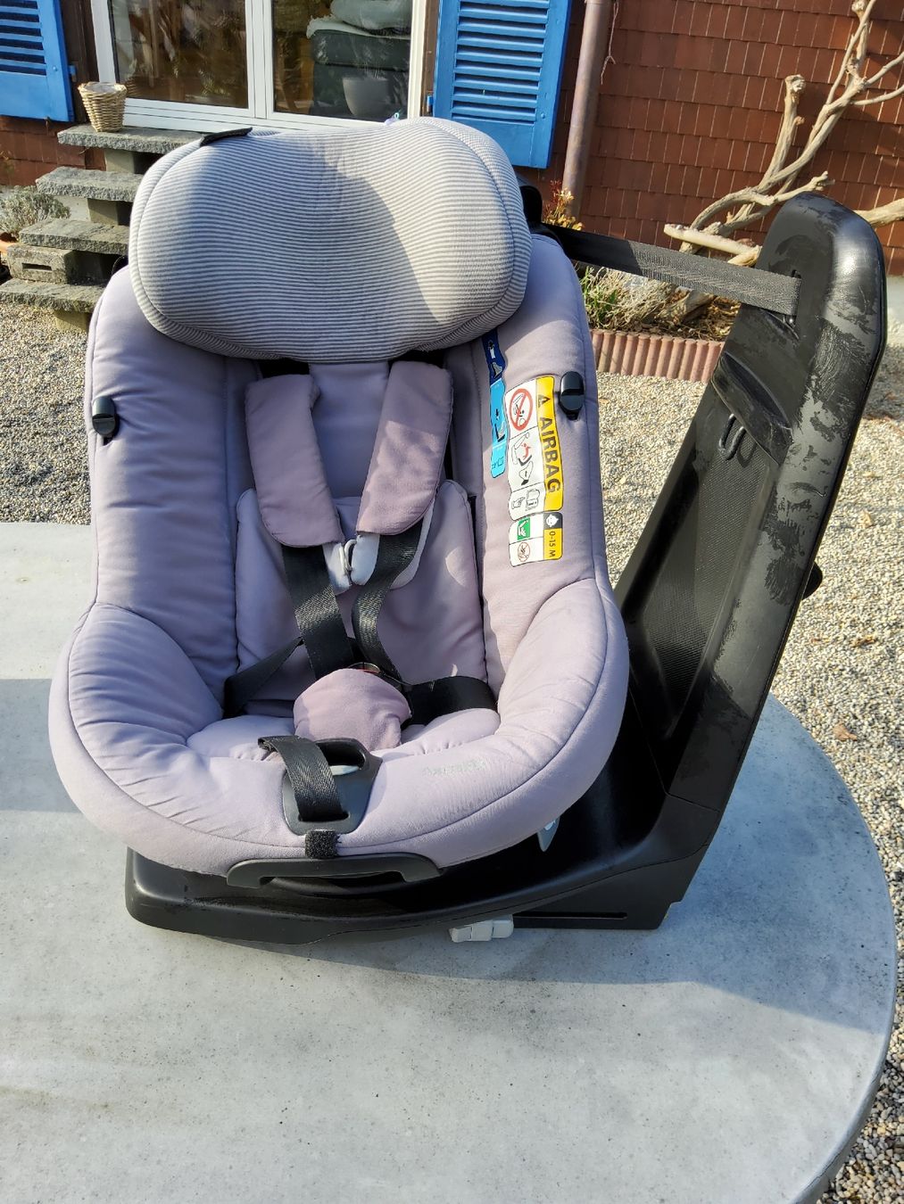Maxi-Cosi Seggiolini per auto: Maxi Cosi AxissFix Kindersitz, Grau, i-Size – Usato da Wattwil venduto da Leonardo1 2