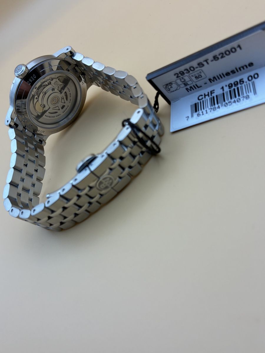 Raymond Weil Orologi: Raymond Weil Millésime Petite Seconde -Vert British - 39.5mm – Nuovo (secondo la descrizione) da Meyrin venduto da Samos23 7