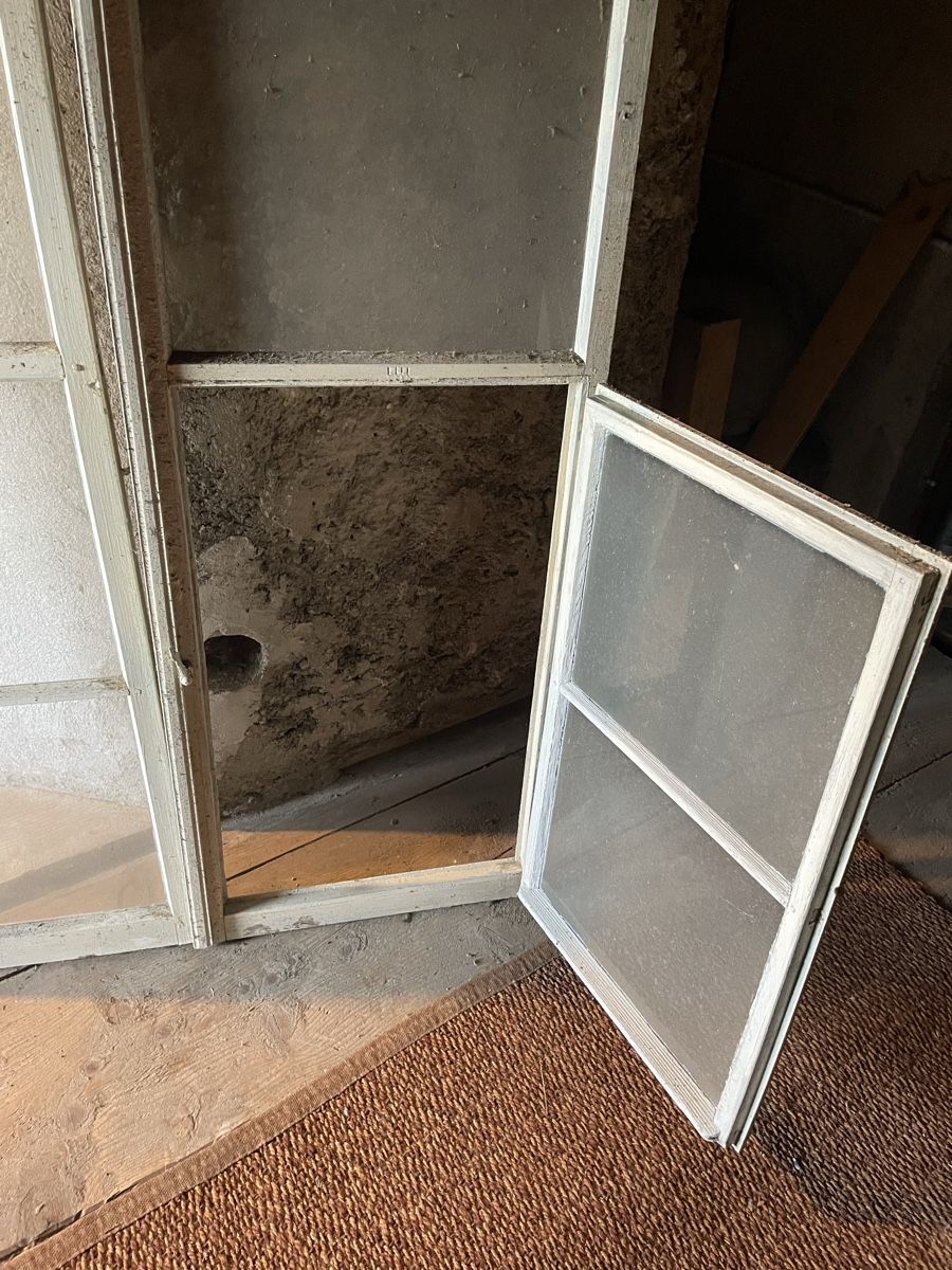 Finestre: Altes Holzfenster – Usato da Au TG venduto da and_k8st 2