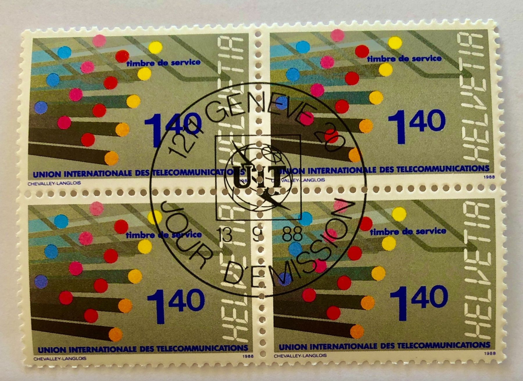 Tutti i francobolli: Viererblock Dienstmarken, UTI Geneve – Usato da Aarau venduto da Billa007
