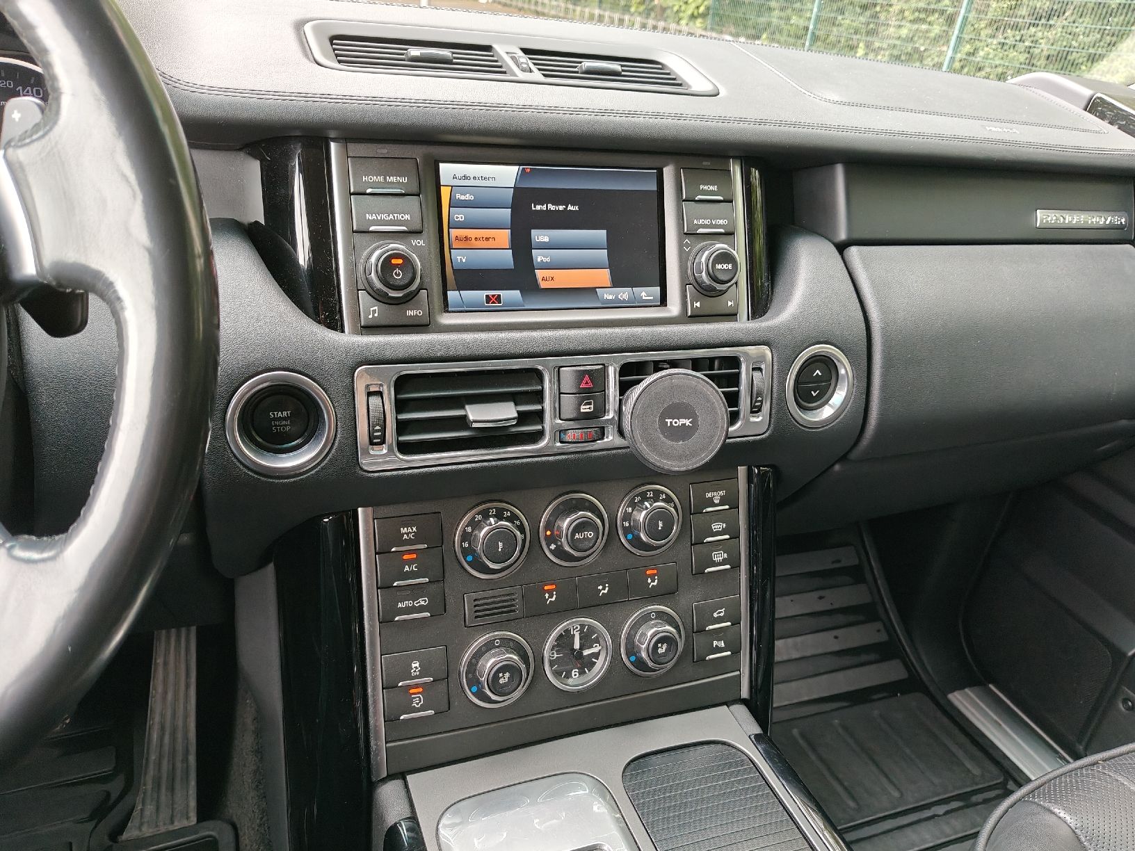 Land Rover Automobili: Range Rover Vogue Tdv8 4.4 – Usato da Birsfelden venduto da Konstantin.4127 8