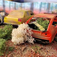 Diorama Autofriedhof Alfa Romeo 1/24
