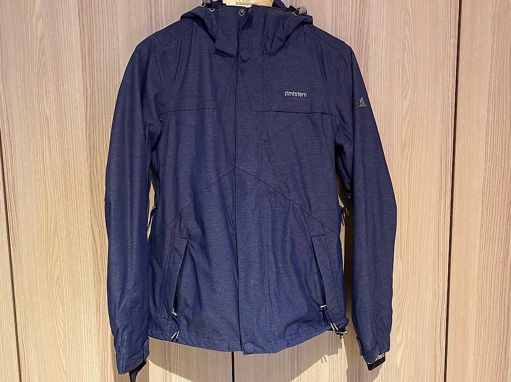 Jacken: Zimtstern Ski-/Snowboardjacke - S – Gebraucht aus Bubikon von sar_l5px