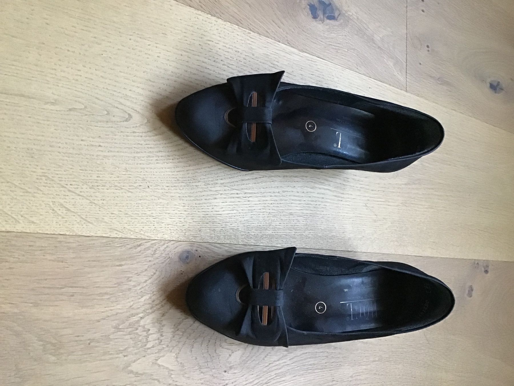 Scarpe da donna: Schuhe Gr.37  Högl – Usato da Gais venduto da rot_xs2k