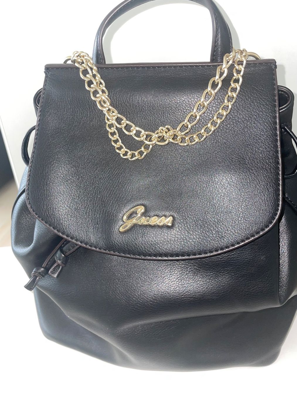 Guess Rucksäcke: Guess Rucksack – Neu (gemäss Beschreibung) aus Zürich von mellna 1